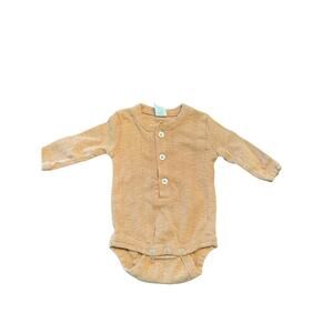 Kate Quinn Pointelle long sleeve onesie 0-3 months EUC/like new